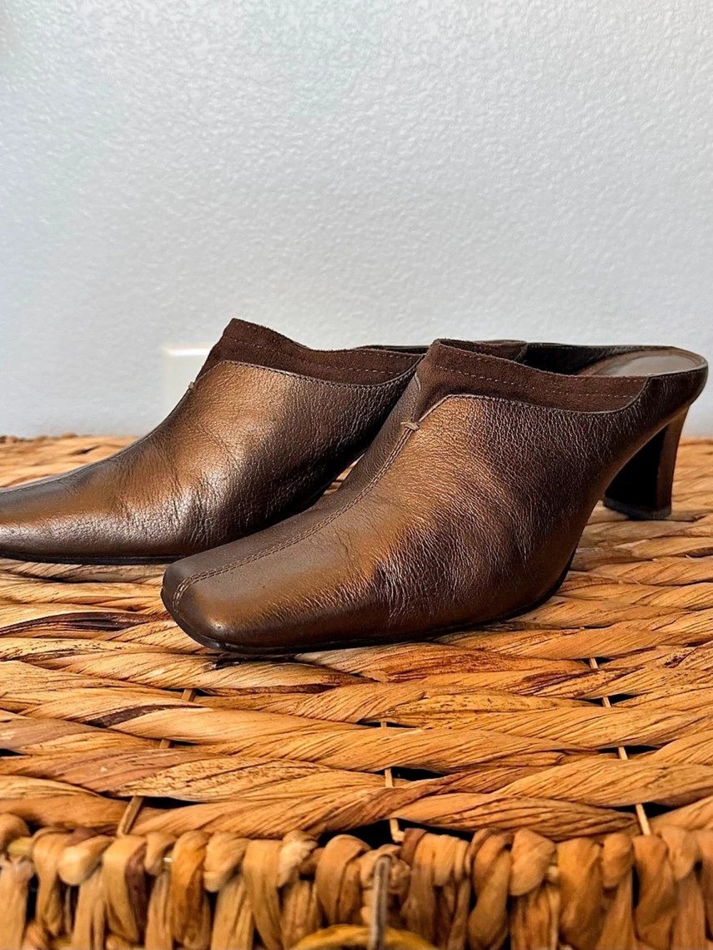 Liz Claiborne Margarete Brown Leather Heeled Mules Size 8.5